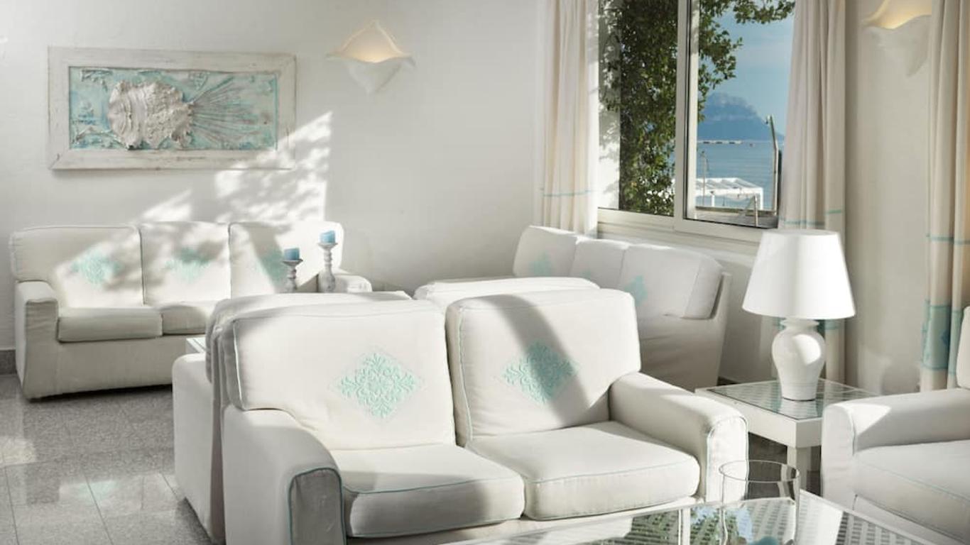 Gabbiano Azzurro Hotel & Suites