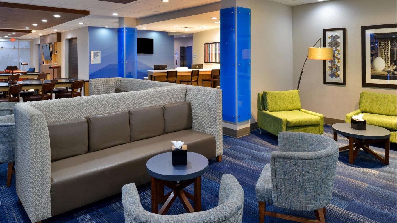 Holiday Inn Express & Suites Wylie West