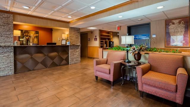 Best Western Marion Hotel, Marion | HotelsCombined