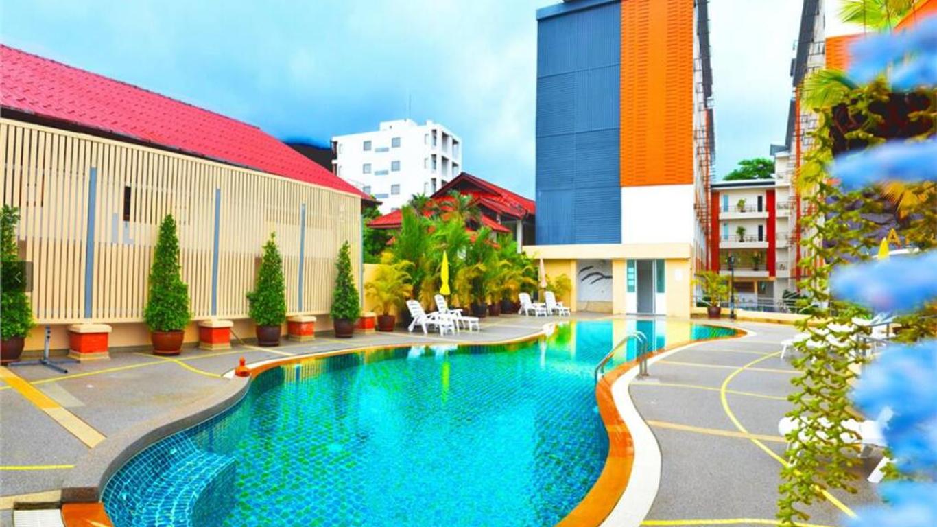 Andatel Grande Patong Phuket Hotel