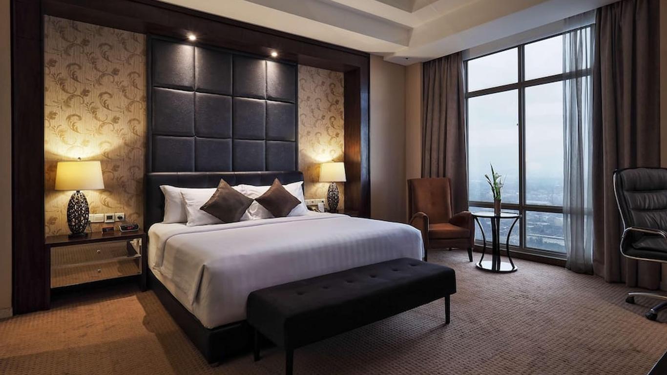 Grand Mercure Solo Baru