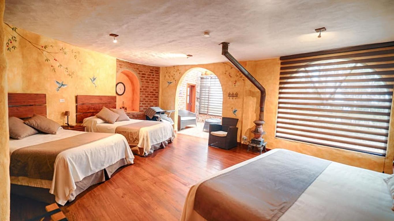 Hacienda Las Cuevas Terra Lodge