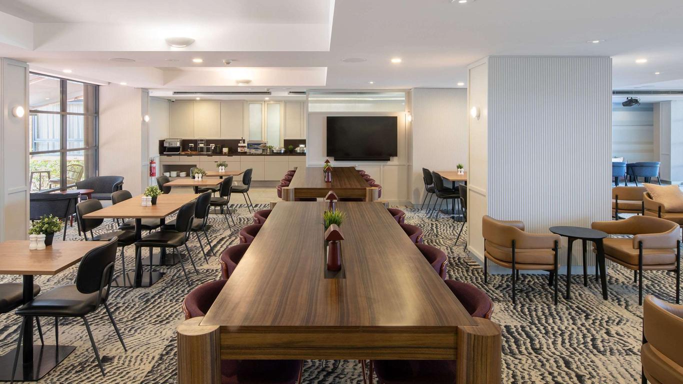 Mercure Sydney Manly Warringah