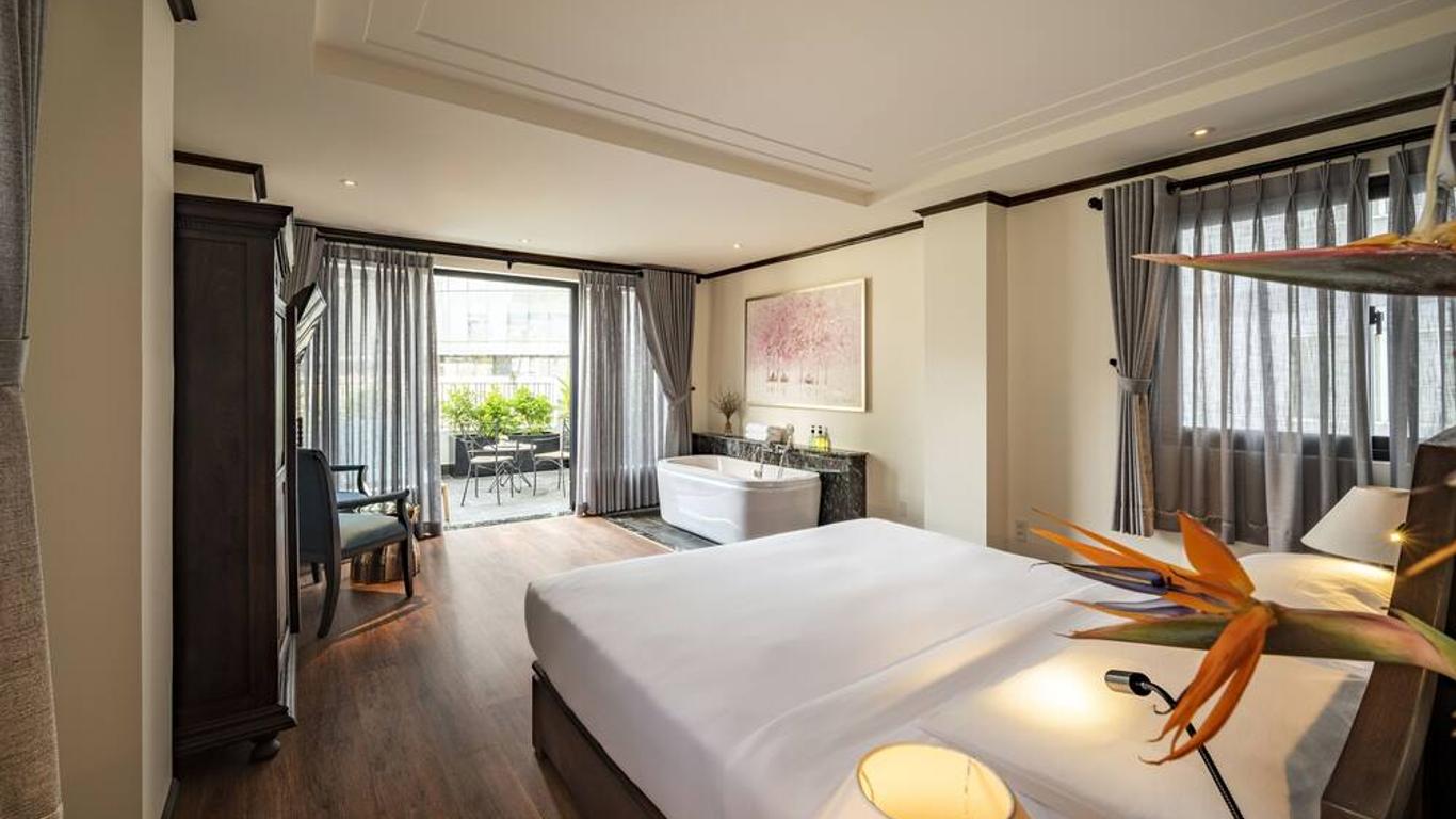 Amanaki Saigon Boutique Hotel