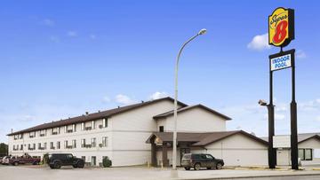 Super 8 Williston Nd, Williston, ND, United States - Compare Deals