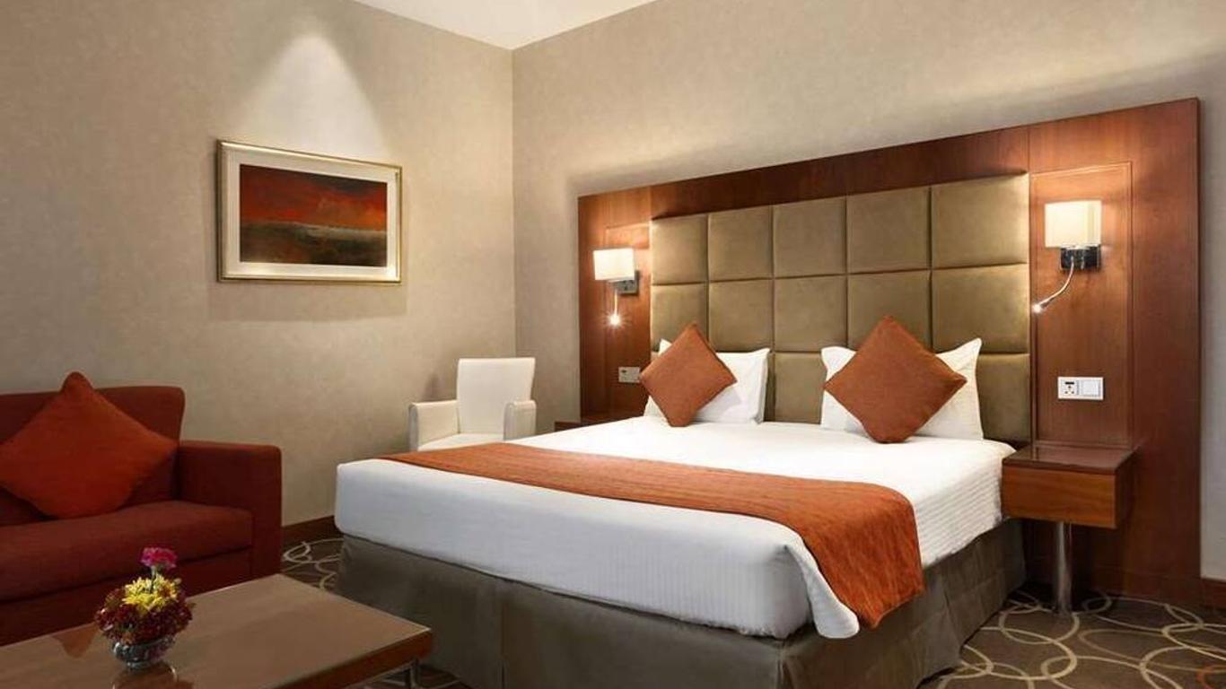 Montreal Barsha Hotel