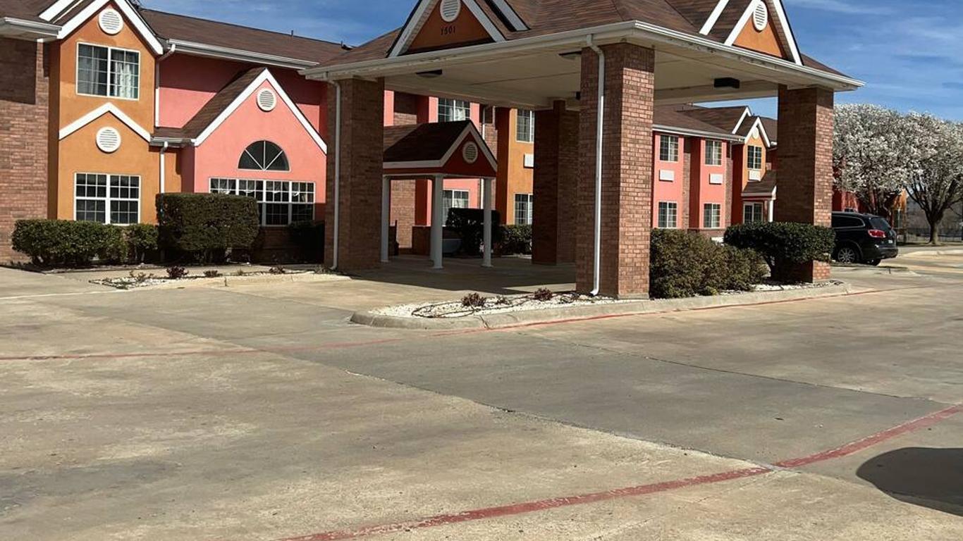 Microtel Inn & Suites by Wyndham Amarillo