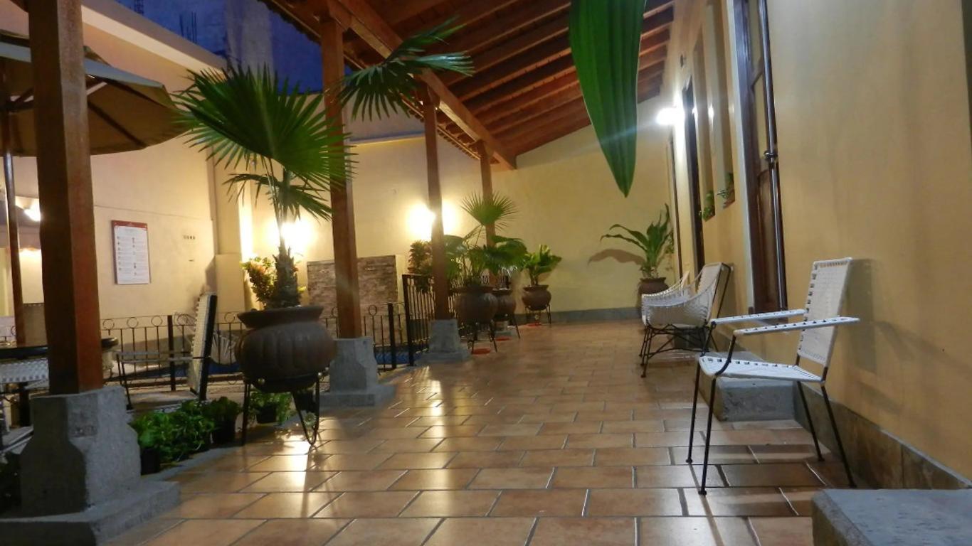 Hotel Casa Danna