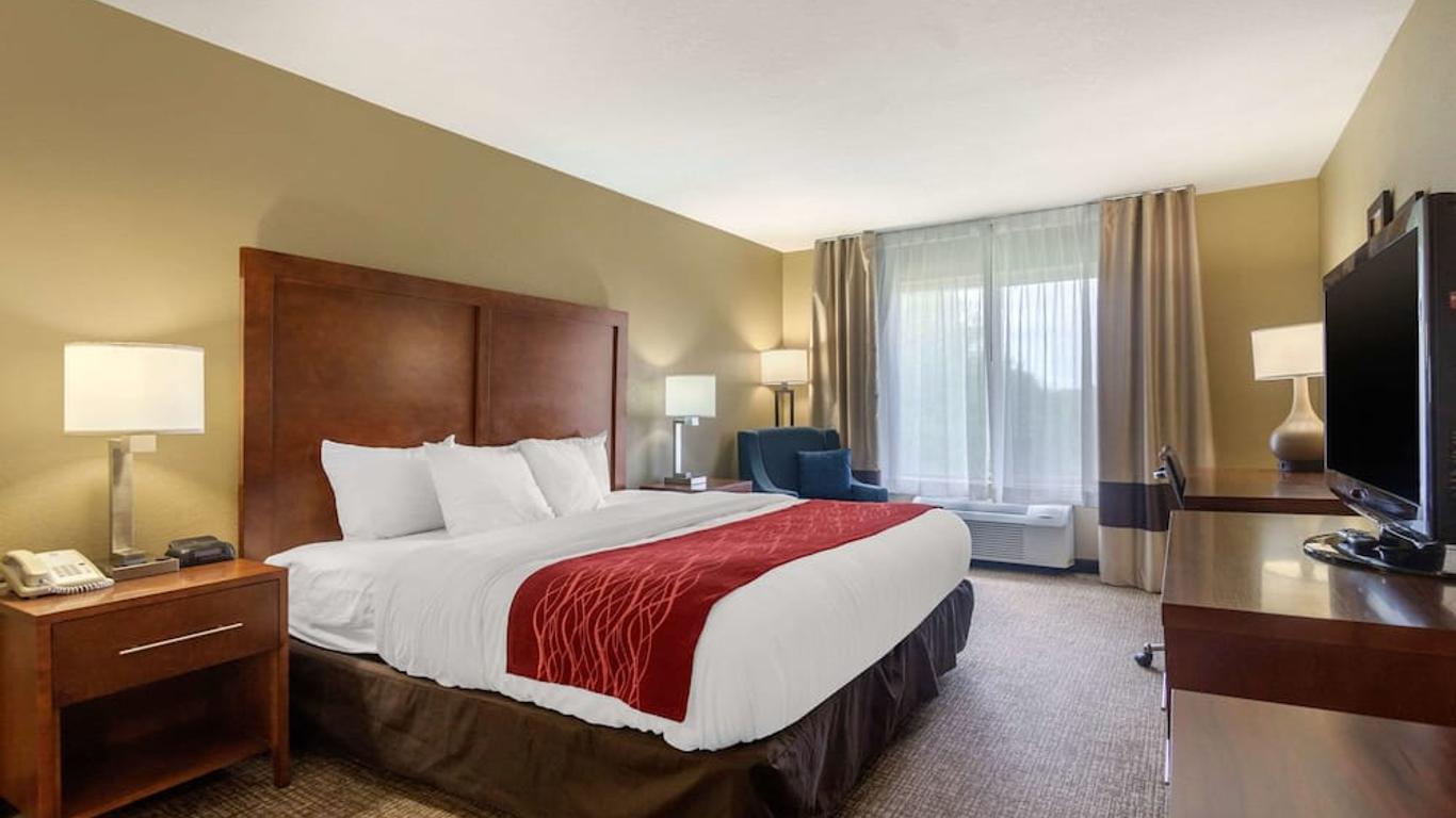 Comfort Inn & Suites Pittsburg