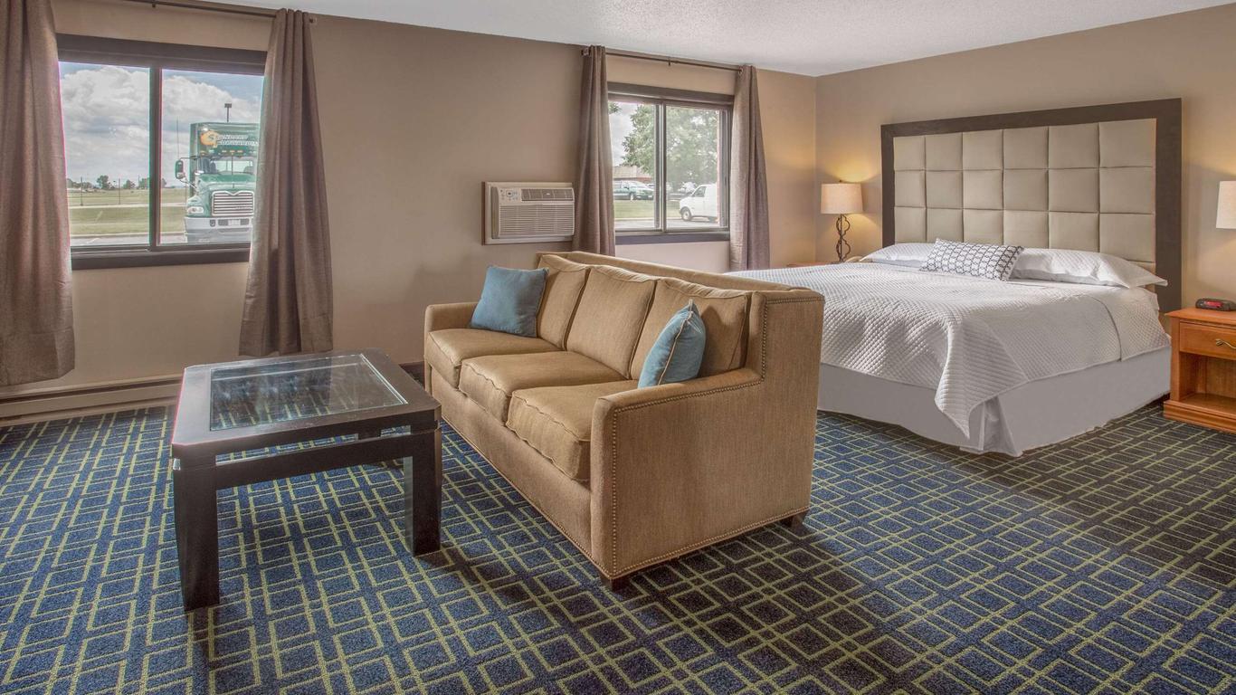 Super 8 by Wyndham Oshkosh Airport