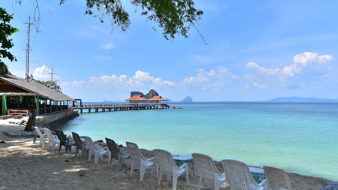 Koh Ngai Resort