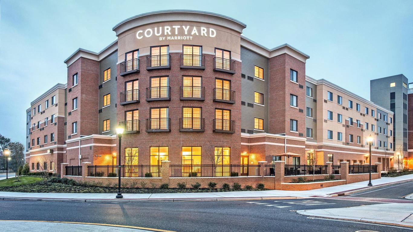 Courtyard by Marriott Glassboro Rowan University