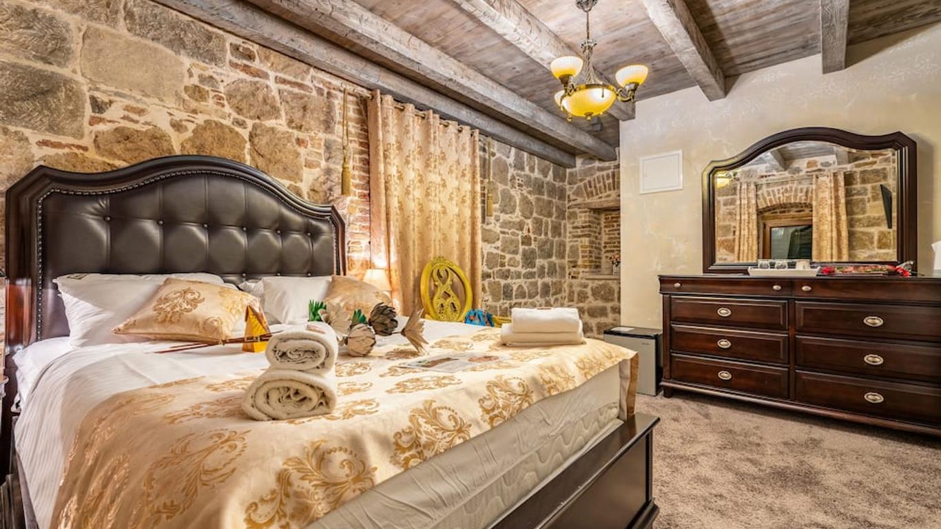 Heritage Palace Varos - Mag Quaint & Elegant Boutique Hotels