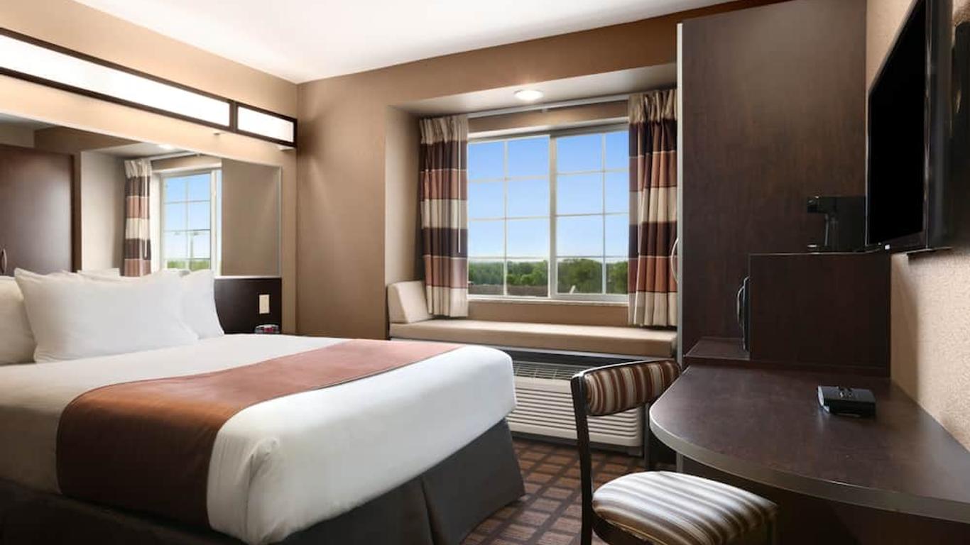 Microtel Inn & Suites by Wyndham Pleasanton