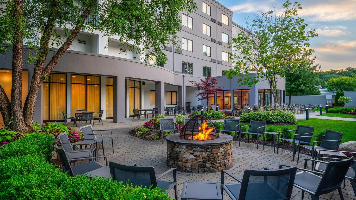 Courtyard by Marriott Providence Lincoln