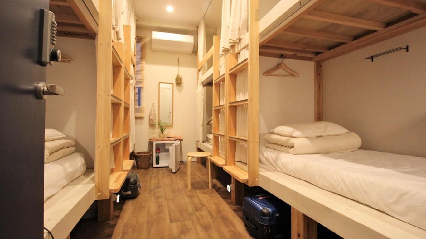 Hostel Toki