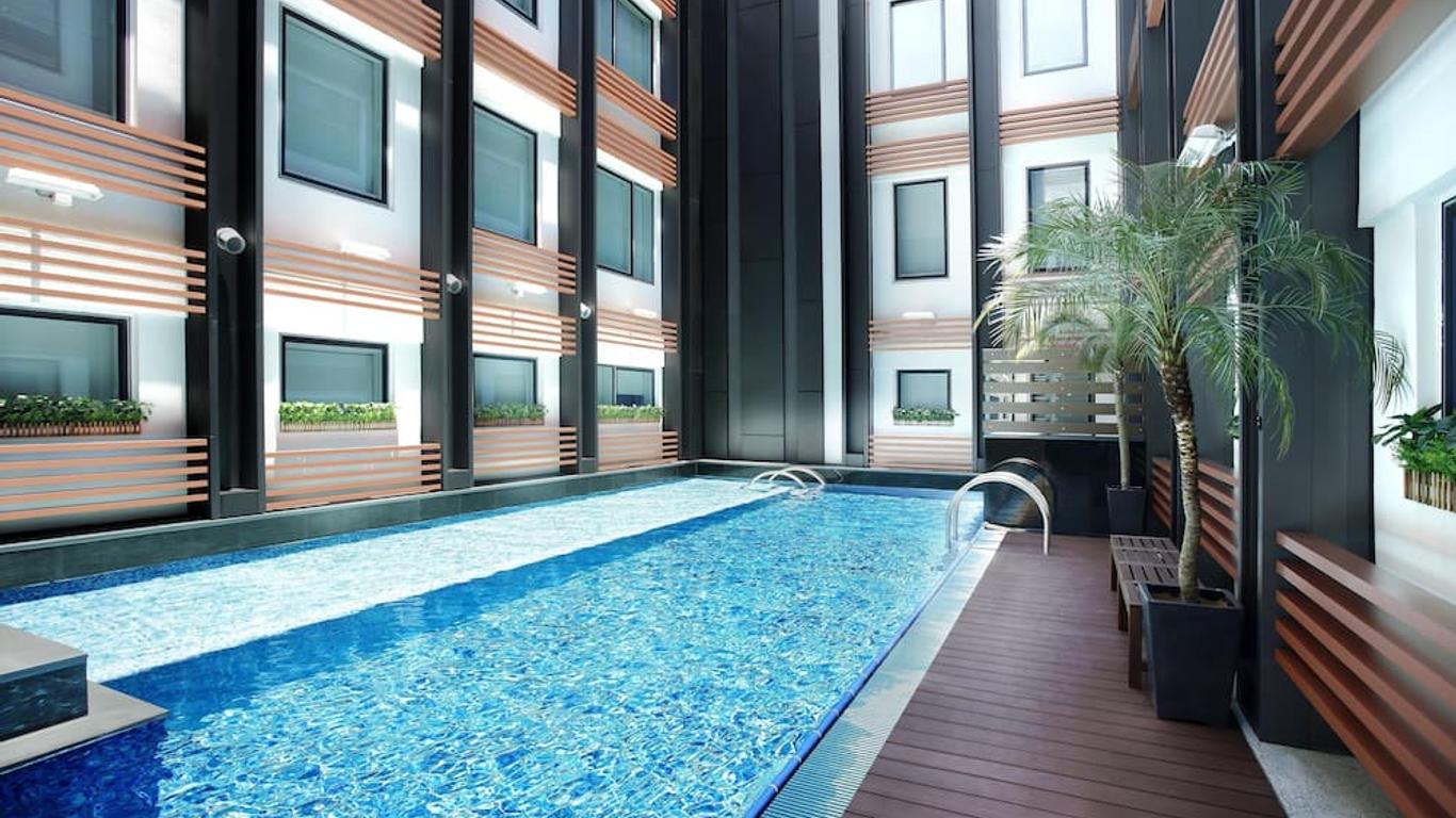 Hotel COZi Resort Tuen Mun