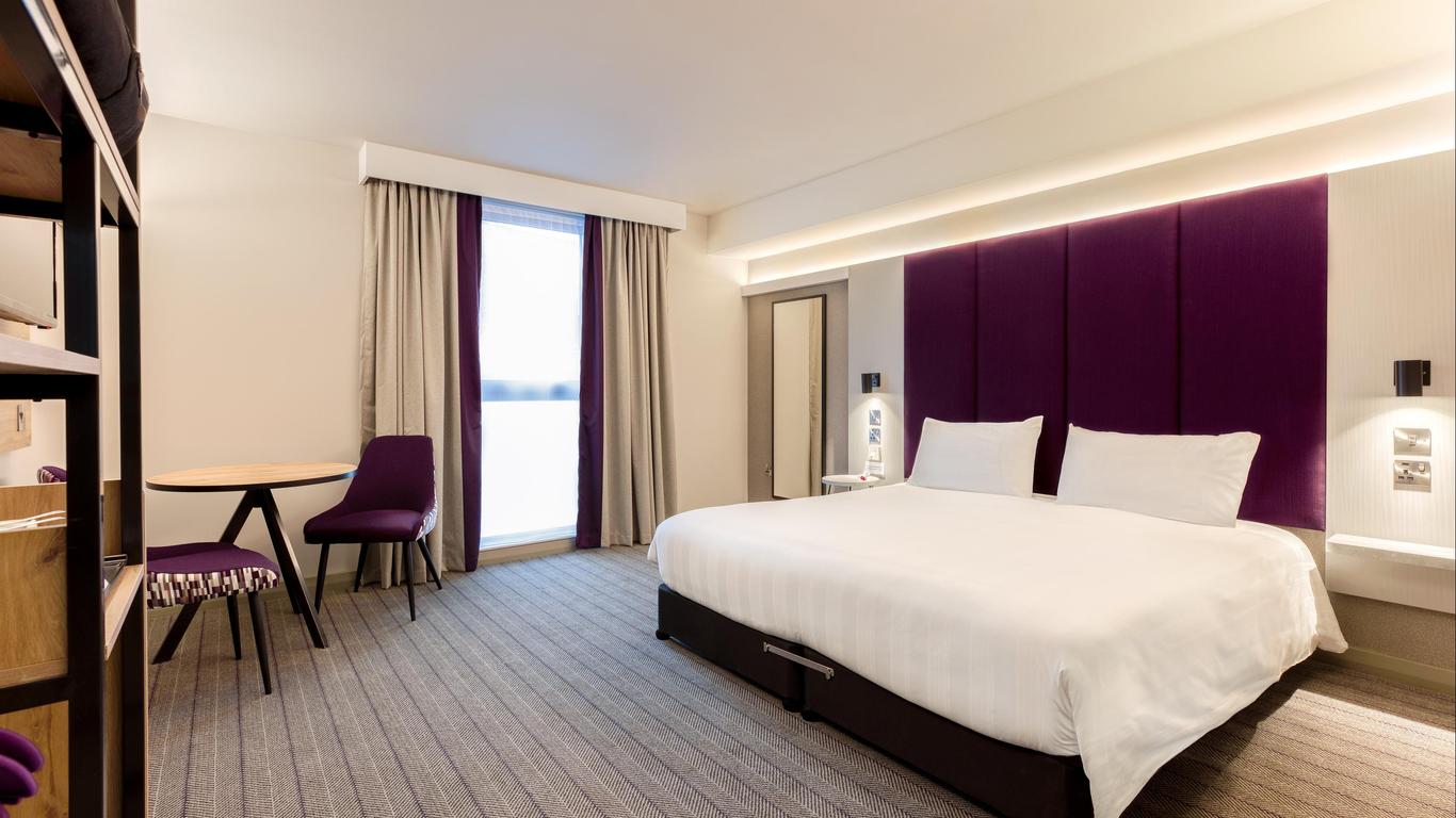 Premier Inn Stratford-Upon-Avon Central