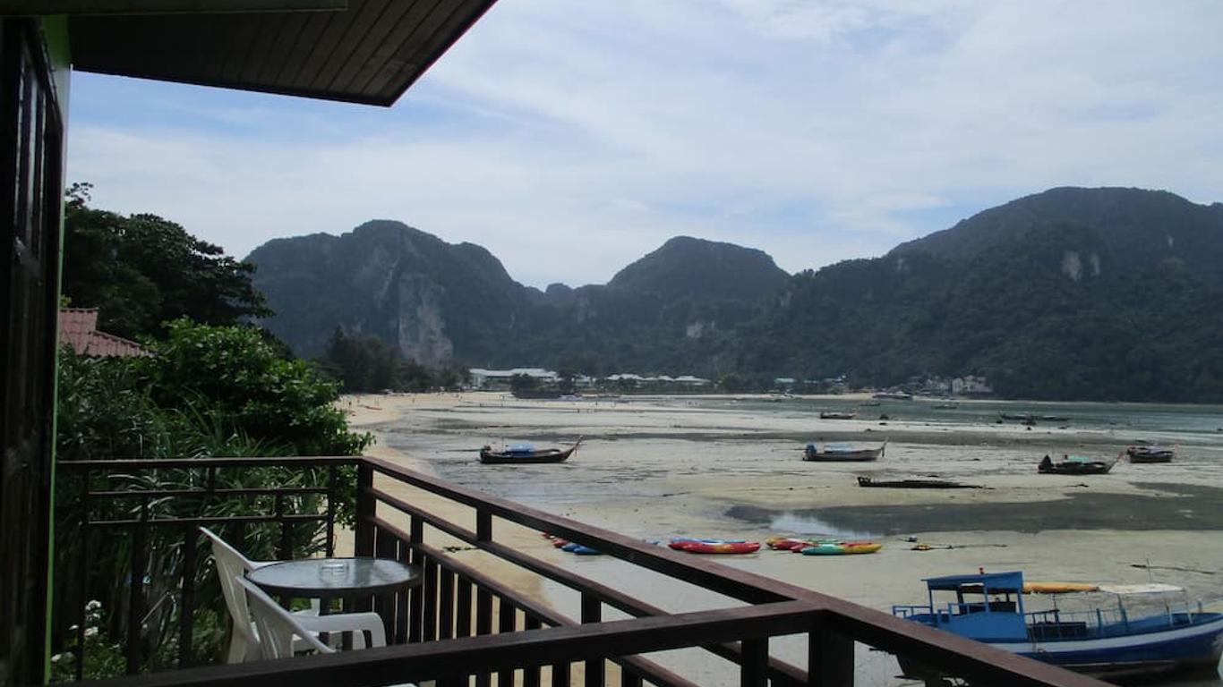 Phi Phi Green House & Sunsky Hostel