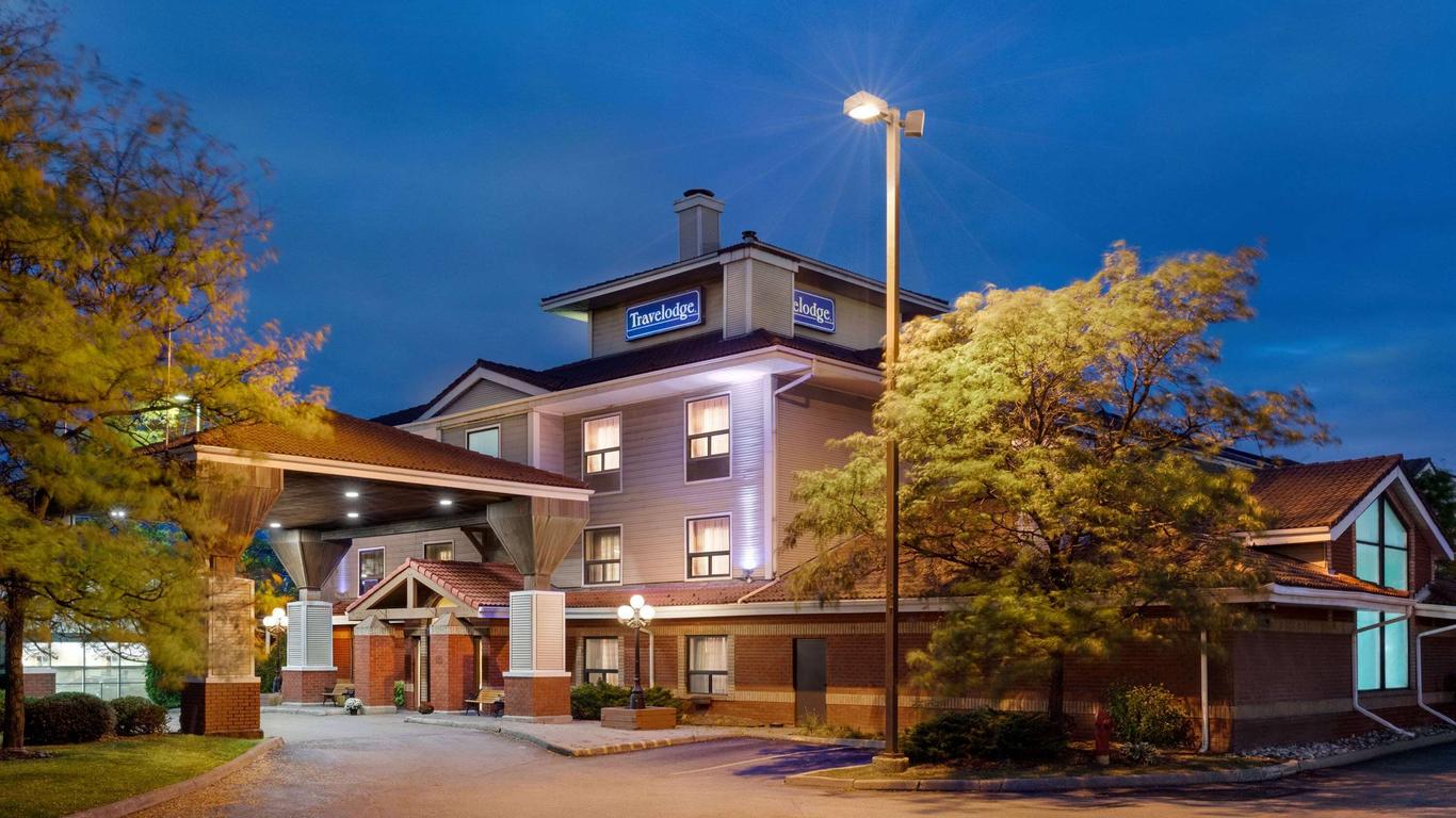 Travelodge by Wyndham Oshawa Whitby