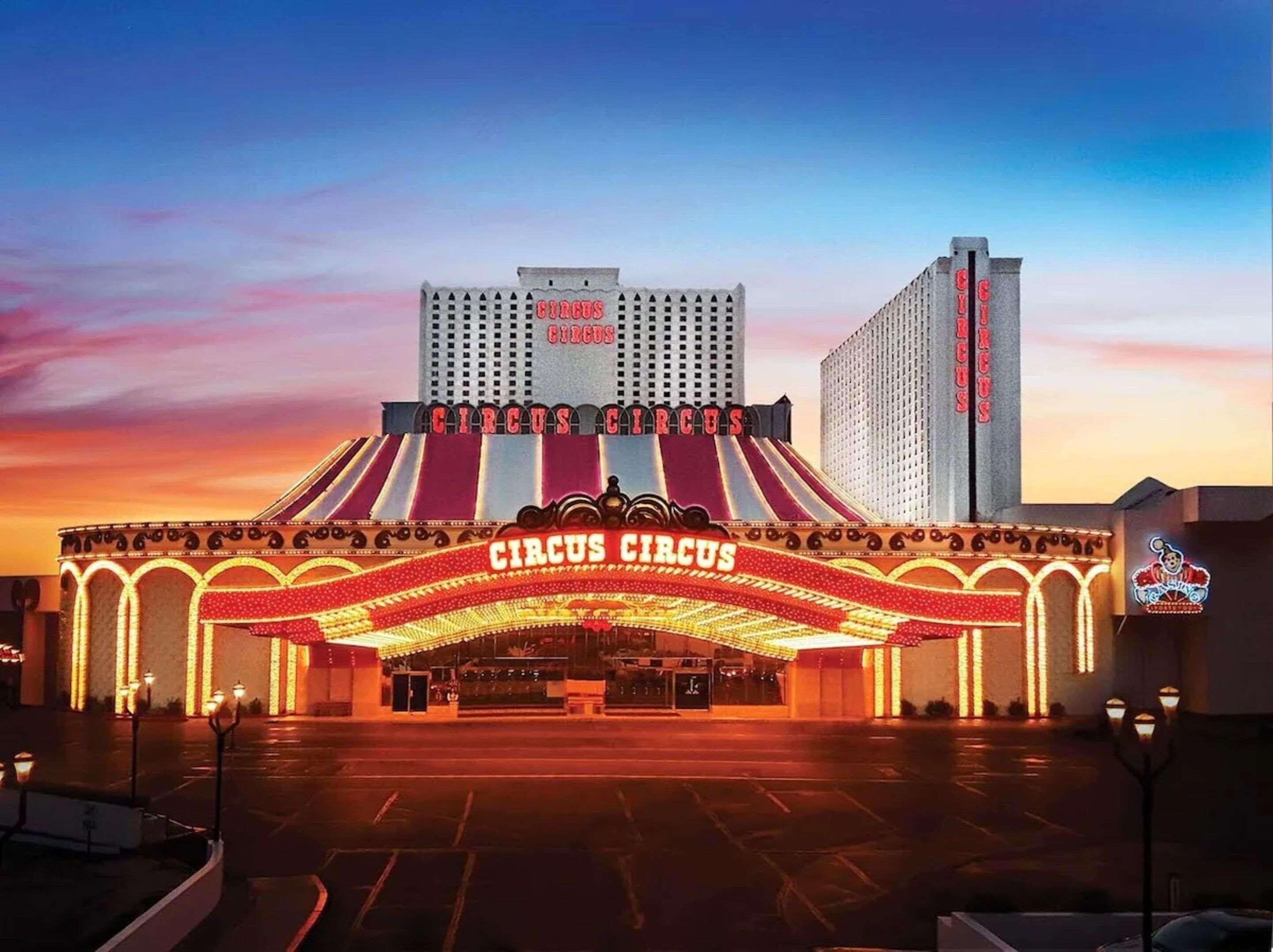 Circus Circus Hotel Casino Theme Park Las Vegas HotelsCombined