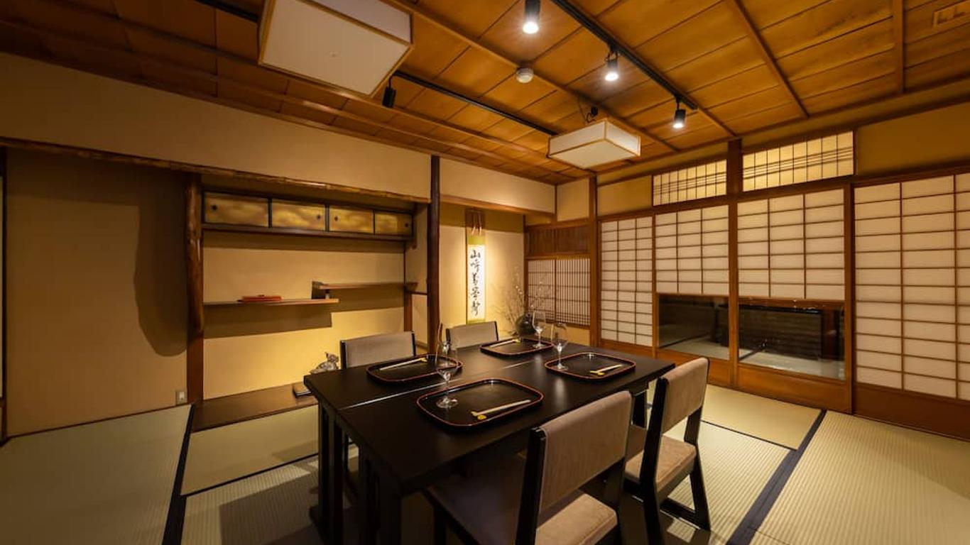 Traditional Kyoto Inn Serving Kyoto Cuisine Izuyasu