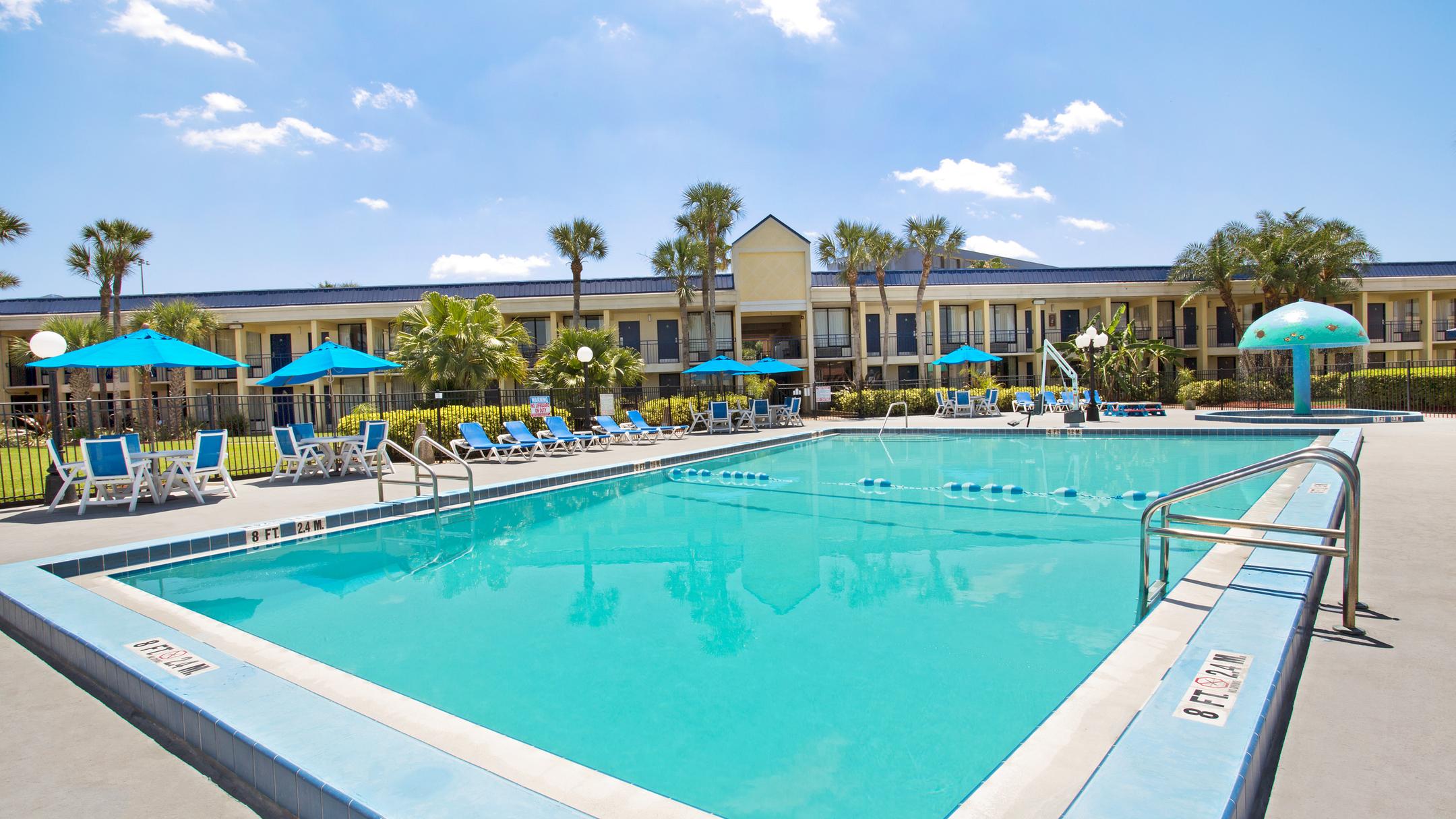 Days Inn by Wyndham Orlando Airport Florida Mall, Orlando | HotelsCombined