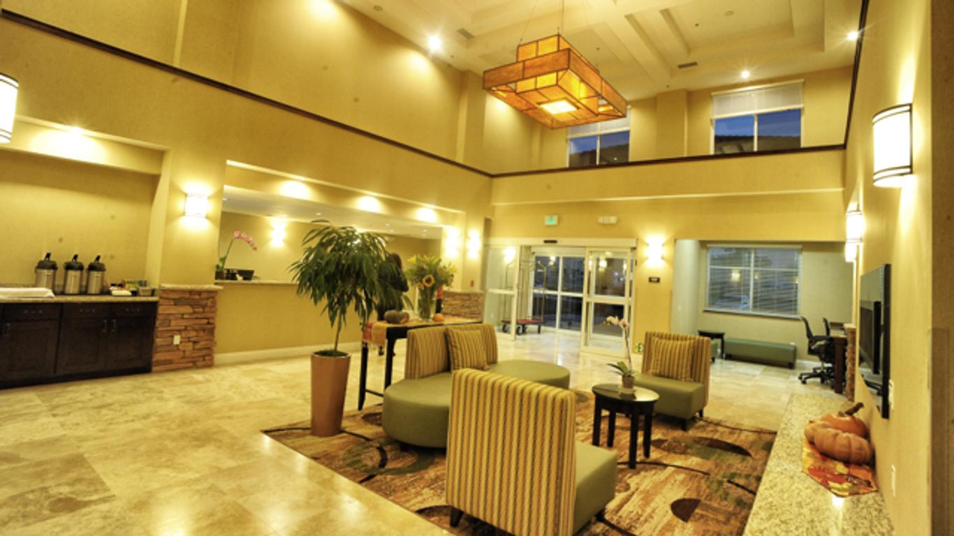 The Oaks Hotel And Suites Ascend Hotel Collection Paso Robles Ca United States Compare Deals 5167